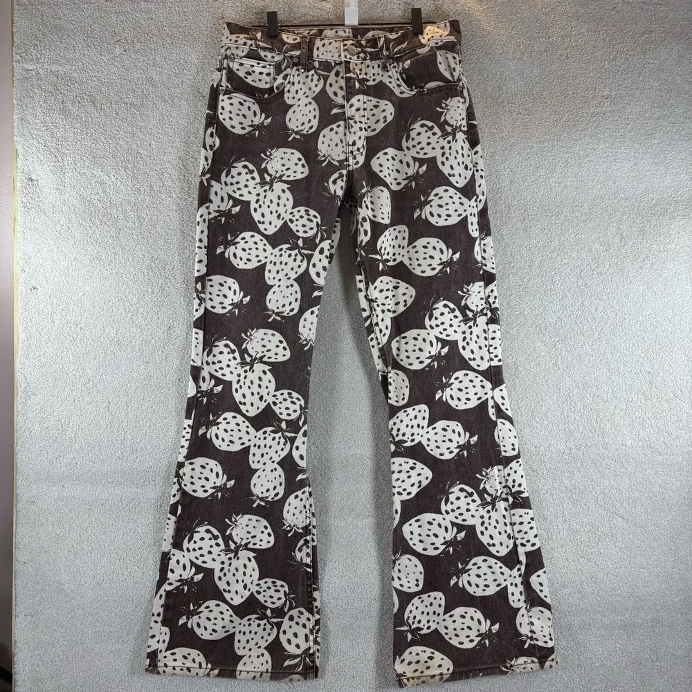 BDG Urban Outfitters Women's 90s Bootcut Jeans Strawberry Print Brown Size 28 - Picture 2 of 8
